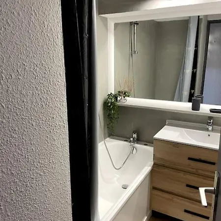Proche De La Apartment